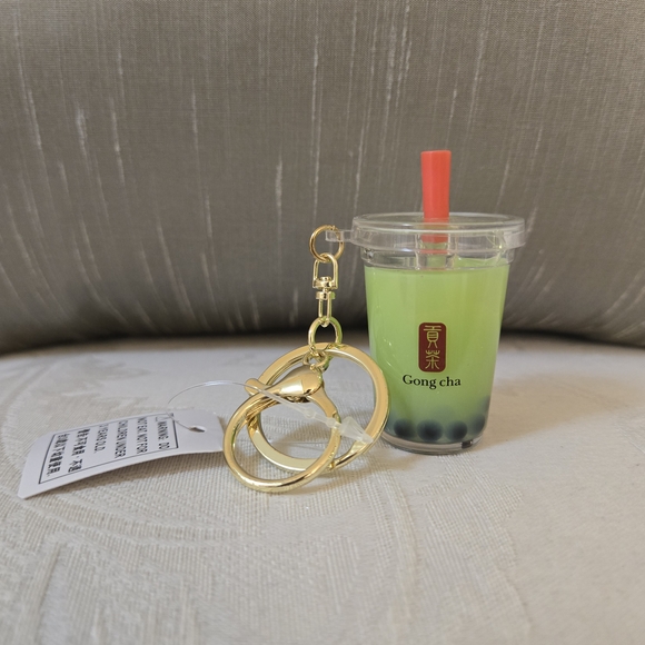 Gong Cha Other - Gong Cha "Bubble Tea" Keychain with Lobster Claw & Ring, Green